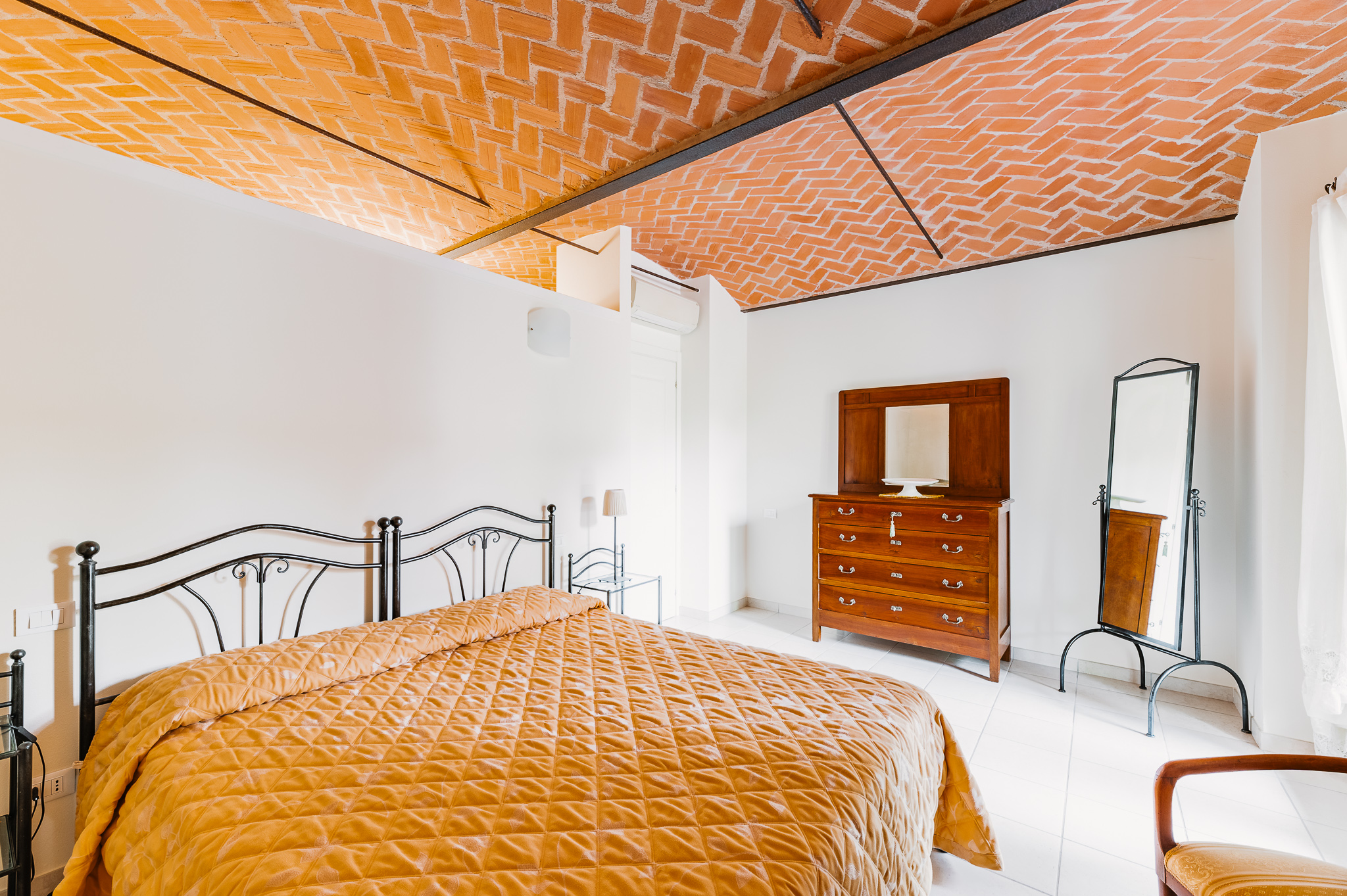 Corte Bongiovanna, Casa Vacanze, Alloggio Azalea